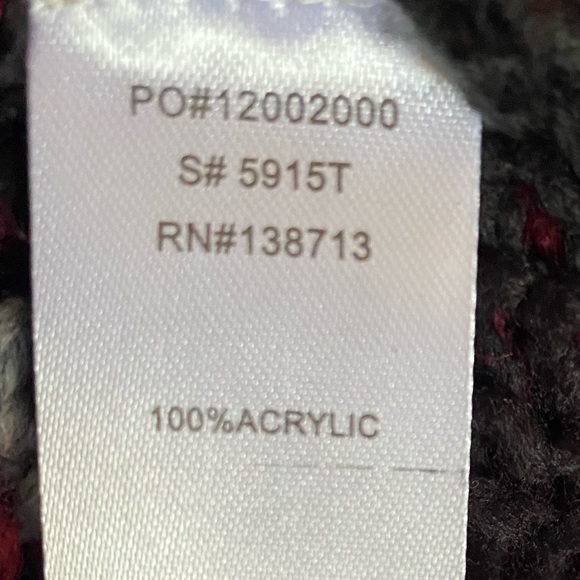 Cape/sweater - Picture 7 of 7